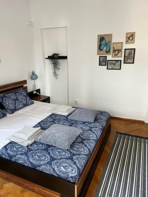 Apartament Ultracentral Universitate Бухарест Екстер'єр фото